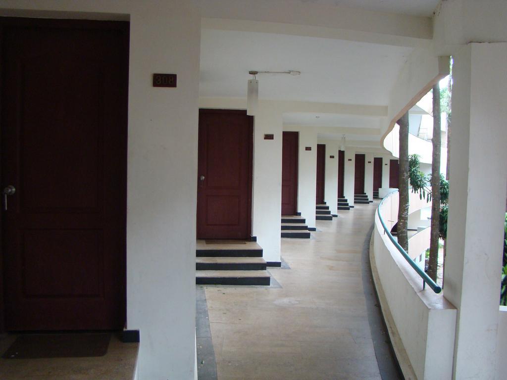 Hotel Shevaroys Yercaud Exterior photo